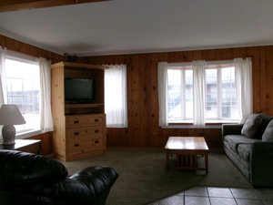 Two Bedroom House Photo 2