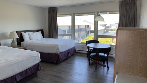 Double Queen Studio - Non-View Photo 1