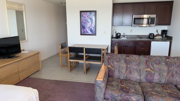 One Bedroom Double Queen Oceanfront Suite Photo 2