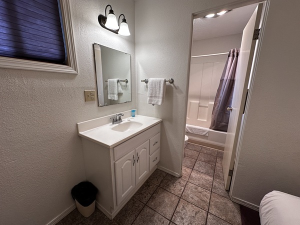 Two Bedroom Suite - Non-View Photo 3