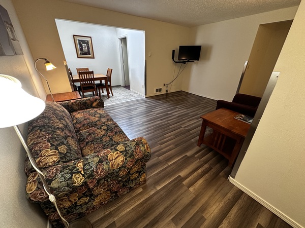 Two Bedroom Suite - Non-View Photo 6