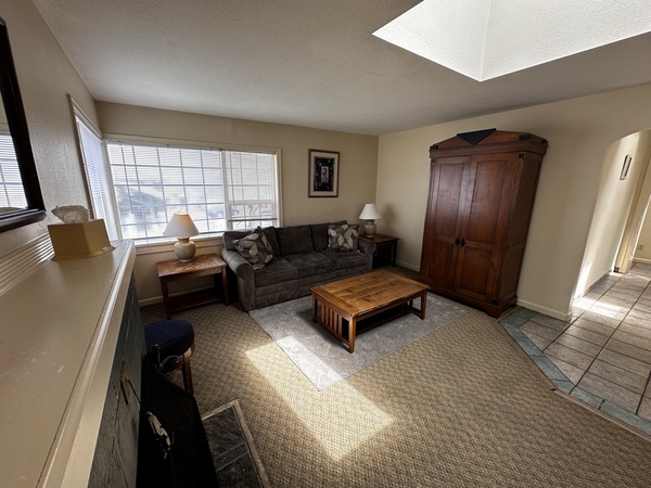 Two Bedroom House Photo 3