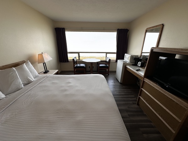 King Studio Oceanfront Photo 1